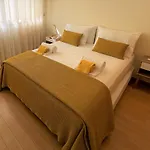 Lux * Albufeira